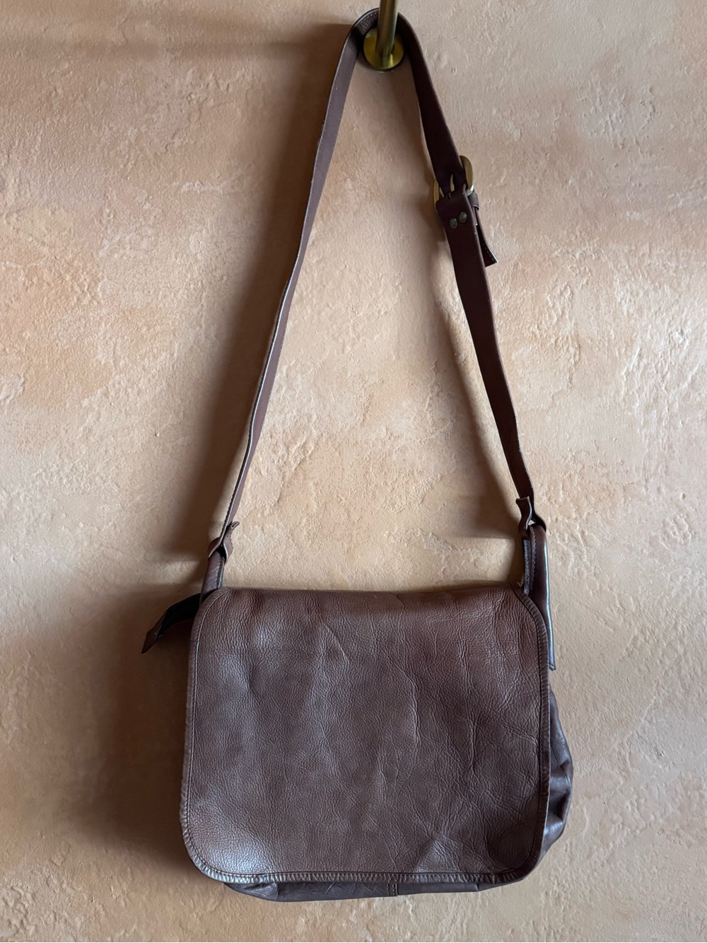 Vintage Brown Leather Messenger Bag Crossbody Satchel Made in Colombia